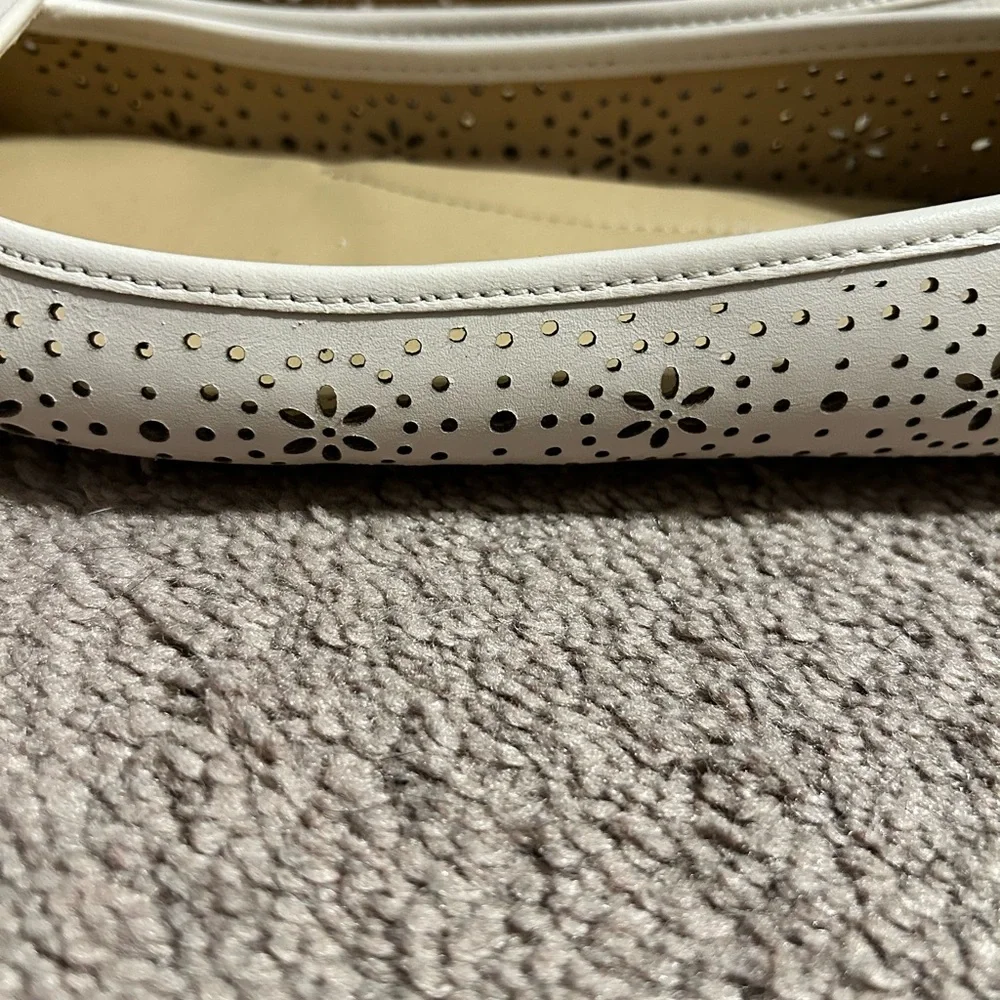 Michael Kors Cream Perforated Leather Logo Ballet Flats - Picture 4 of 8